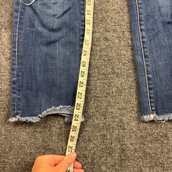 CABI Women’s Denim Cropped High Straight Raw Hem Jeans size: 4 - Picture 6 of 8